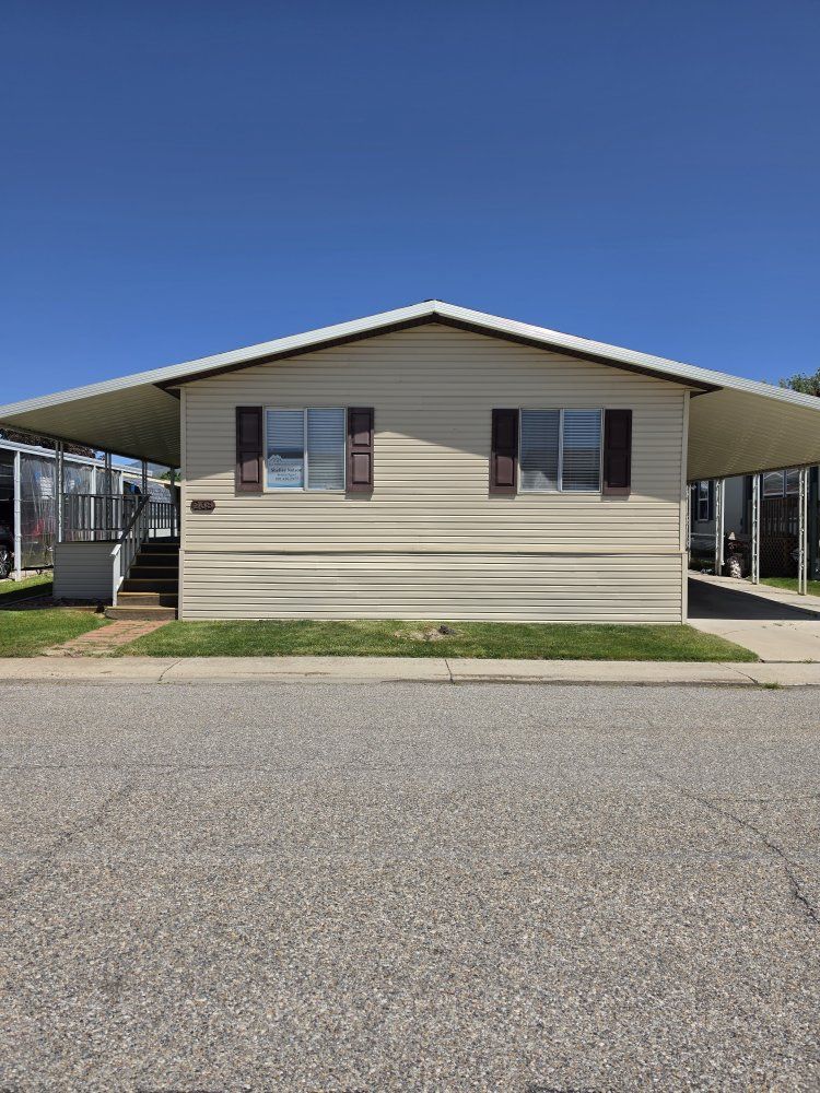 Adorable 3 Bedroom 2 Bathroom home