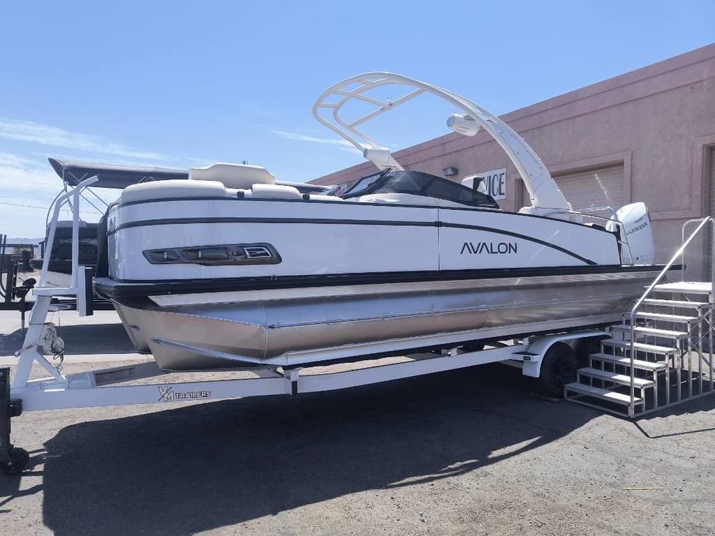 2026 Avalon Catalina Quad Lounger Shift 25 FT
