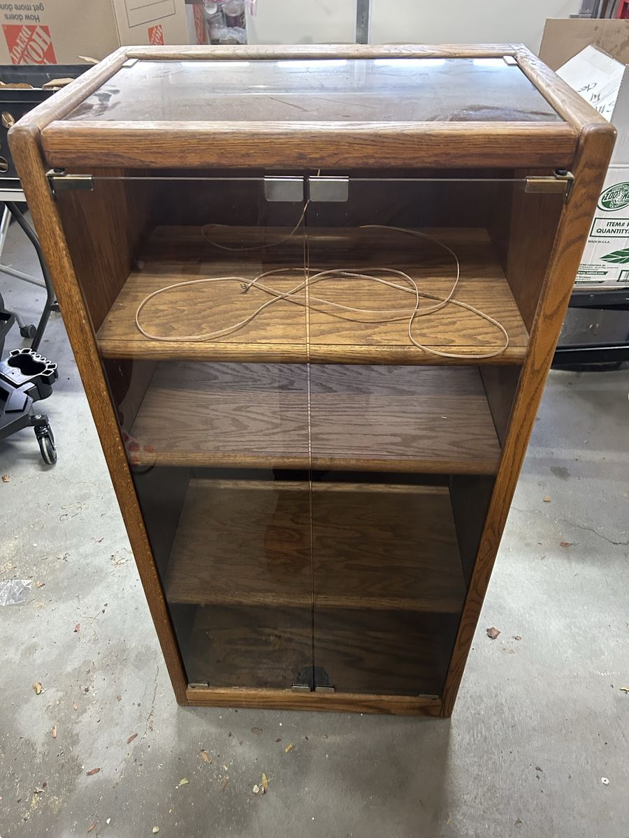 Record player cabinet and speaker
