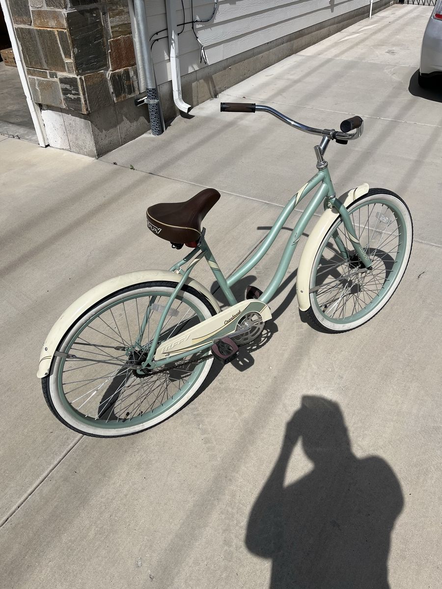 Beach Cruiser. Huffy. Women's Small