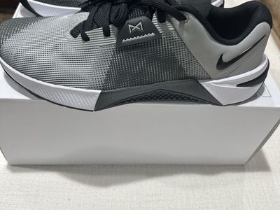 Nike Metcon 10 (size 11)