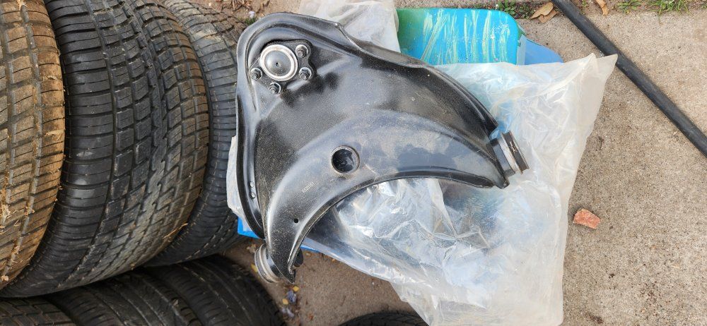 2wd Chevy GMC upper control arms