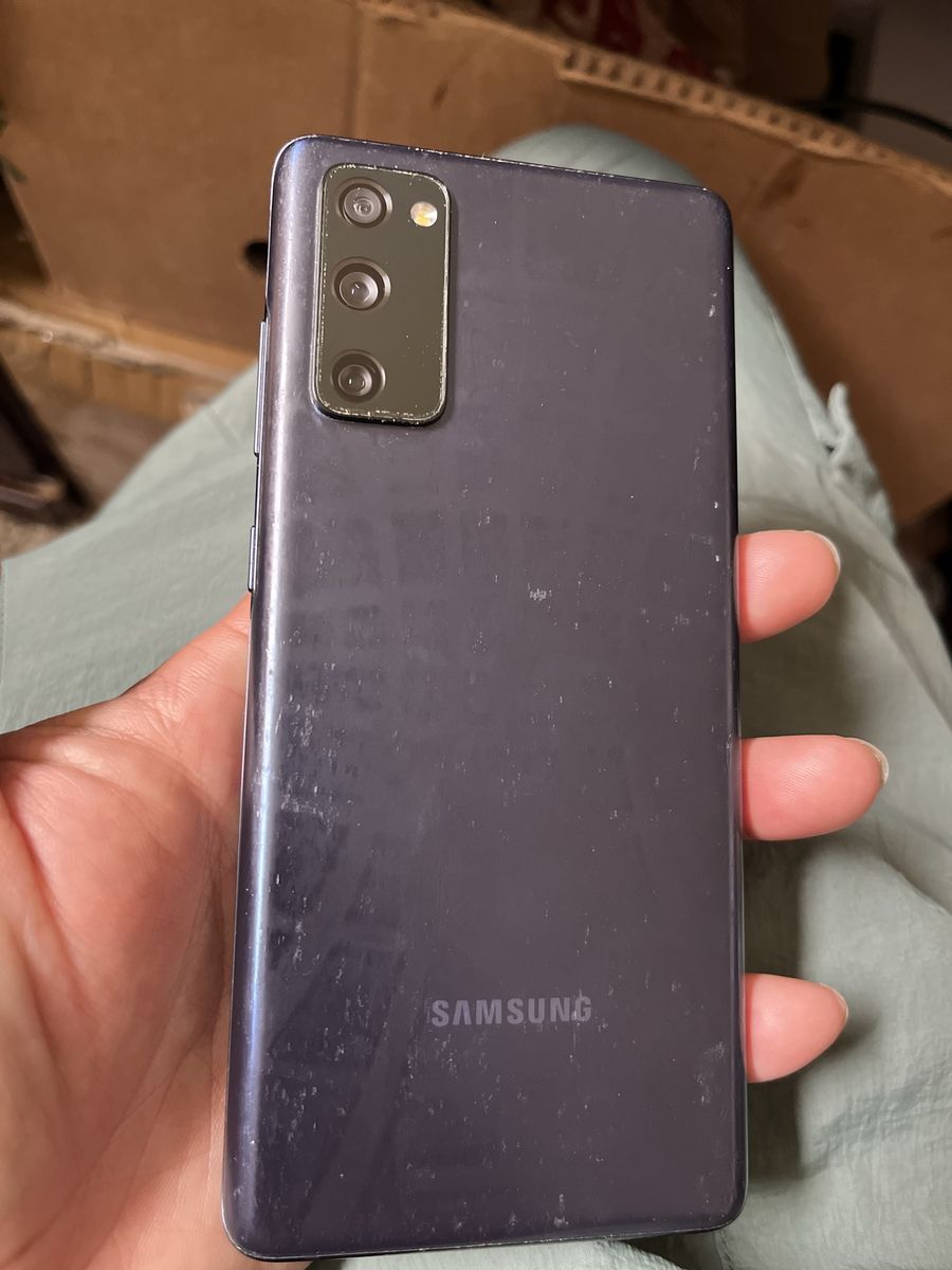 Samsung Galaxy S20 FE 5G.Unlocked .