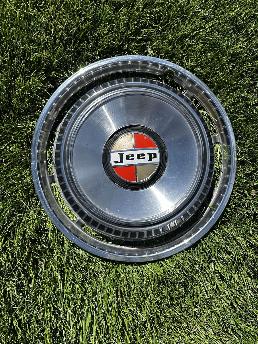 Jeep Hub caps CASH ONLY!