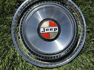 Jeep Hub caps CASH ONLY!