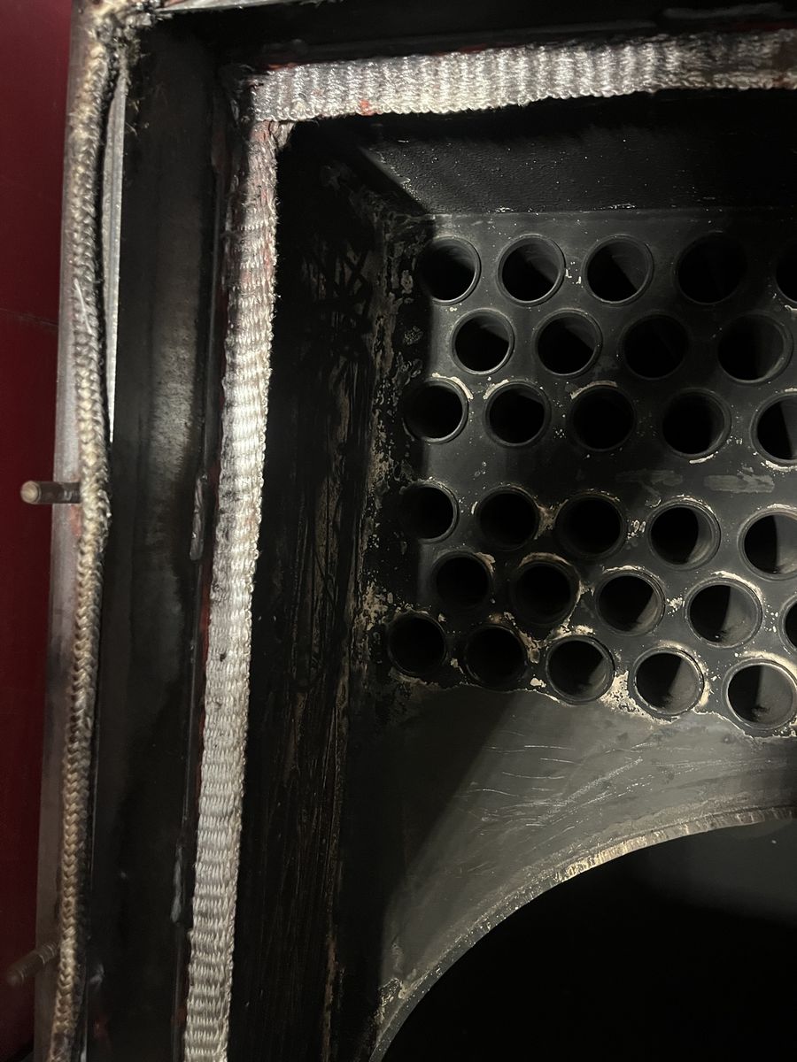 Main image 10