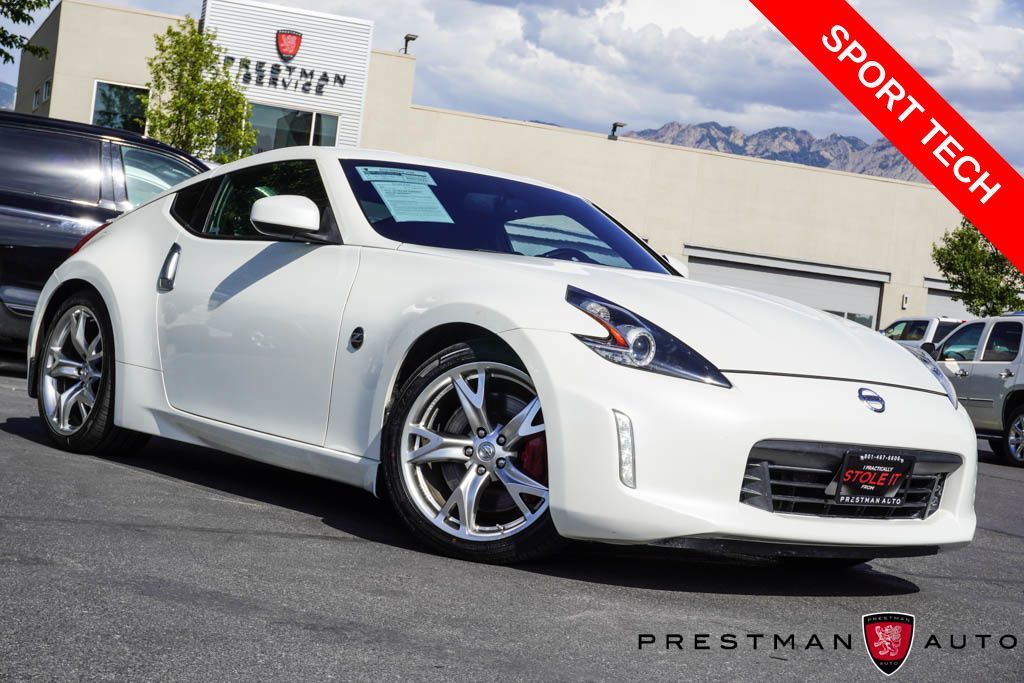 2016 Nissan 370 Sport Tech