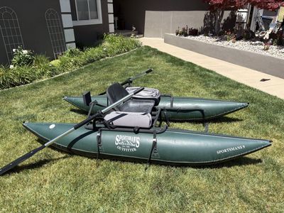 9’ Sportsman Pontoon