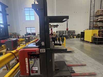 Raymond Order Picker Forklift