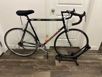 Vintage Diamond Back Master TJ Road Bike - Black