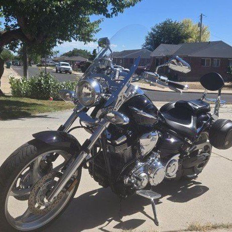 Yamaha Raider S Motorcycle 2012 - 4741 Miles, Excellent Condition with Saddlebags & Sissy Bar