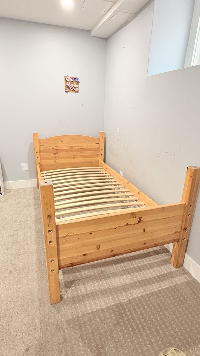 Twin bed wooden frame