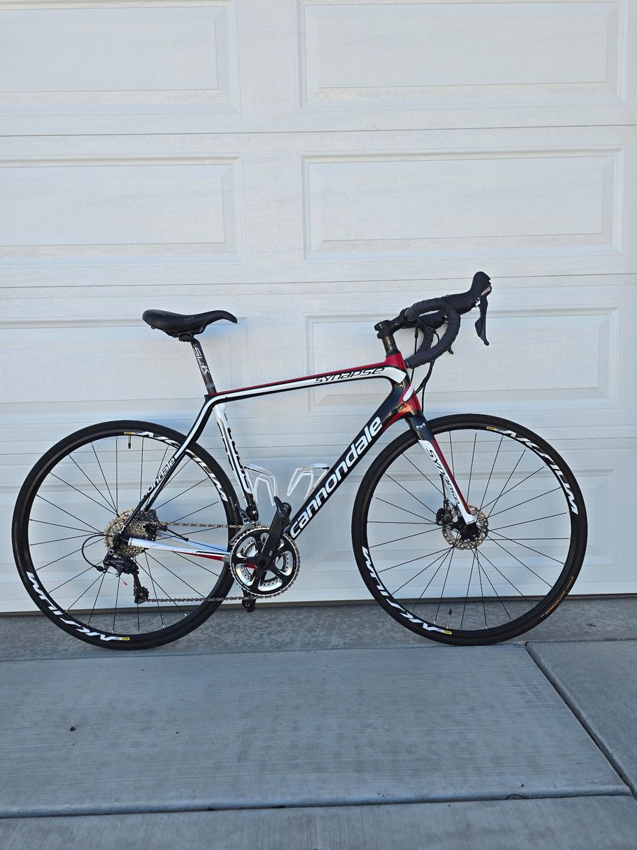 Cannondale Synapse Carbon Hi-MOD Ultegra Disc Road Bike - 56cm