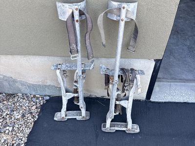 Older set of 18” fixed stilts