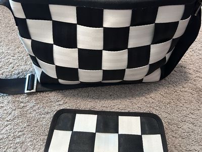 Harvey’s convertible clutch and wallet