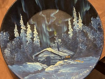 Hand-Painted Cabin & Northern Lights Decorative Plate - Signed Hoffmann '71 - Vintage Art