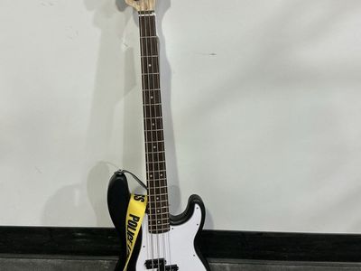 Fender bass guitar squire précis E75012641