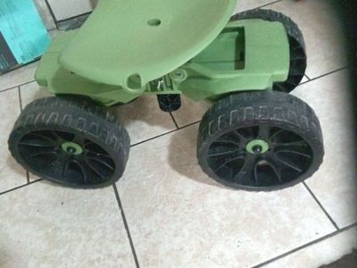 The Xceptional Garden Willie Scoot Nice!