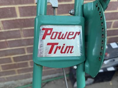 Power Trim Lawn Edger with Honda GX31 4-Stroke Engine - Used