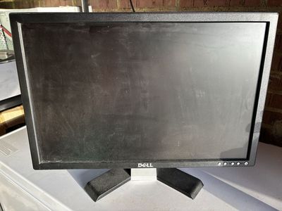 Dell Monitor 18”