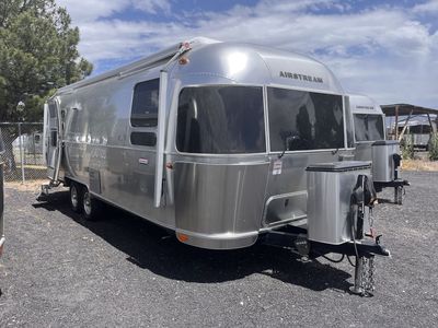 2020 Airstream International Signature 27FB