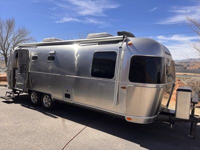 2016 Airstream Land Yacht 28FB