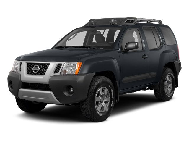2013 NISSAN XTERRA S