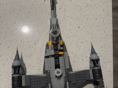 Lego Star Wars Mandalorian The N-1 Starfighter Set with Figures