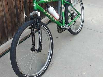 Trek 830 Aluminum 26" Mountain bike