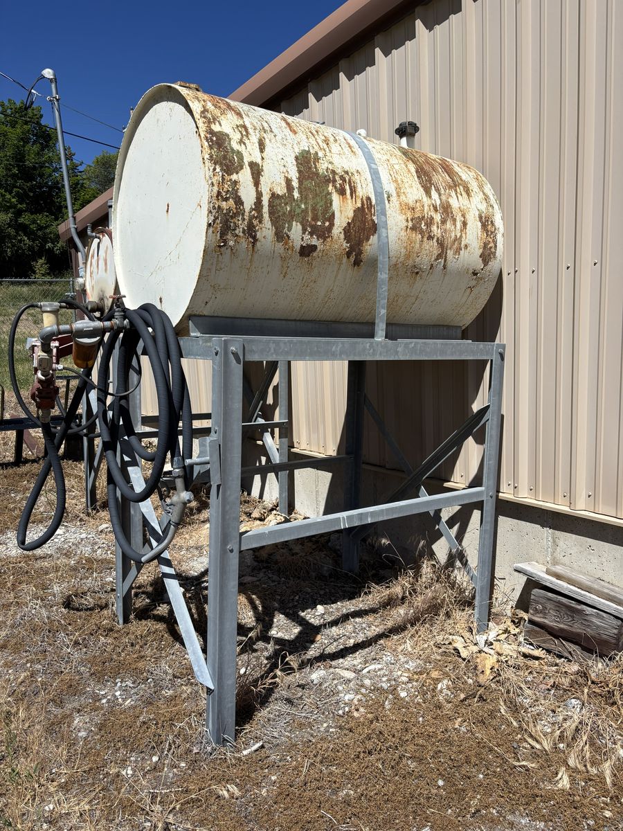 Gas/Diesel Tanks for farm use