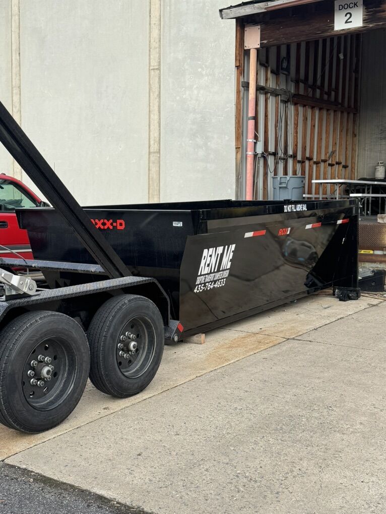 13.5 Yard Dumpsters For Rent short Or Long term