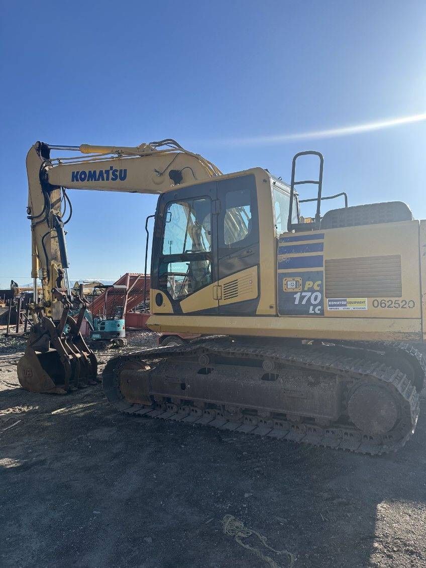 Komatsu PC170LC Excavator - Heavy-Duty Construction Equipment