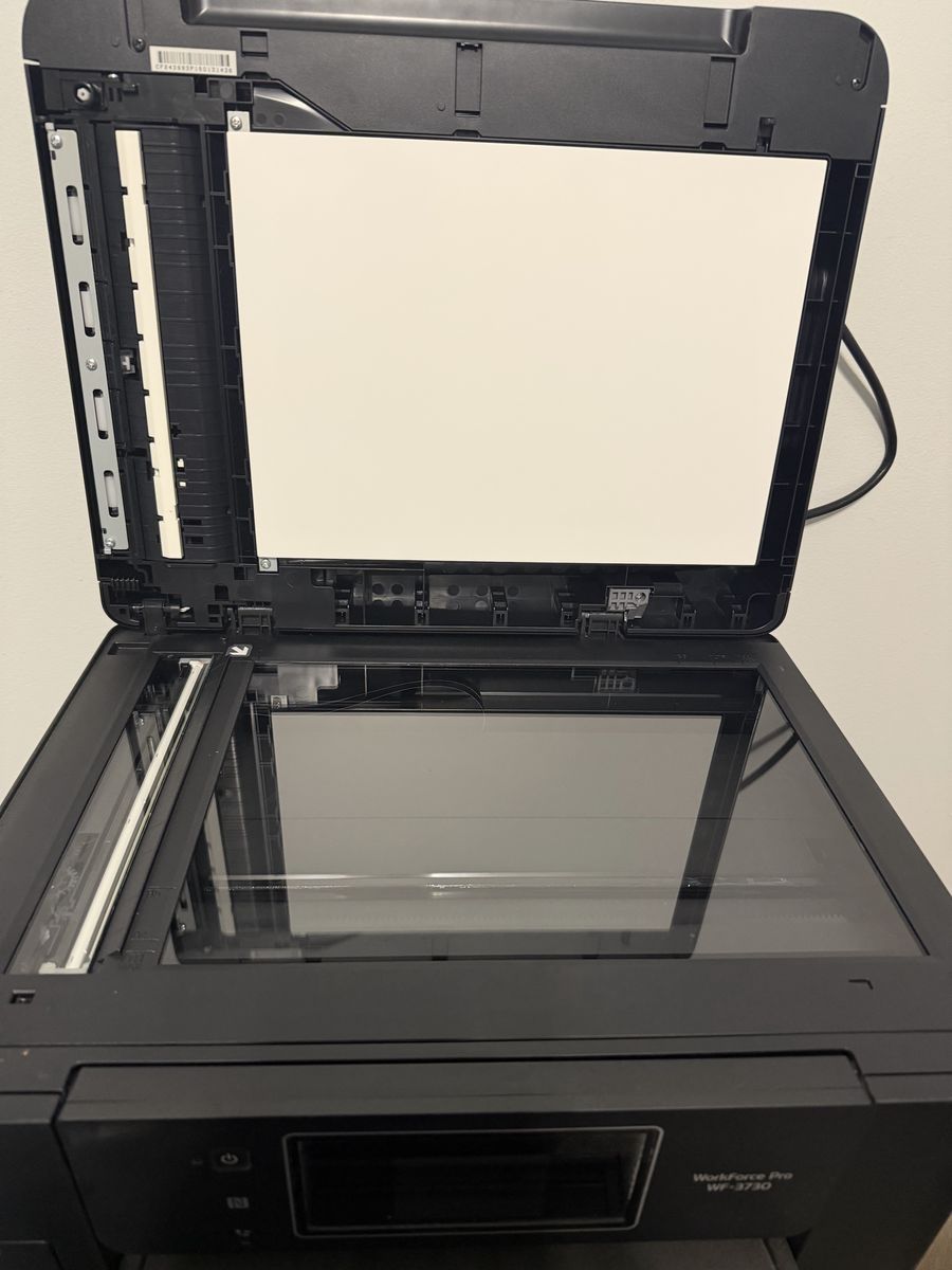 Main image 3