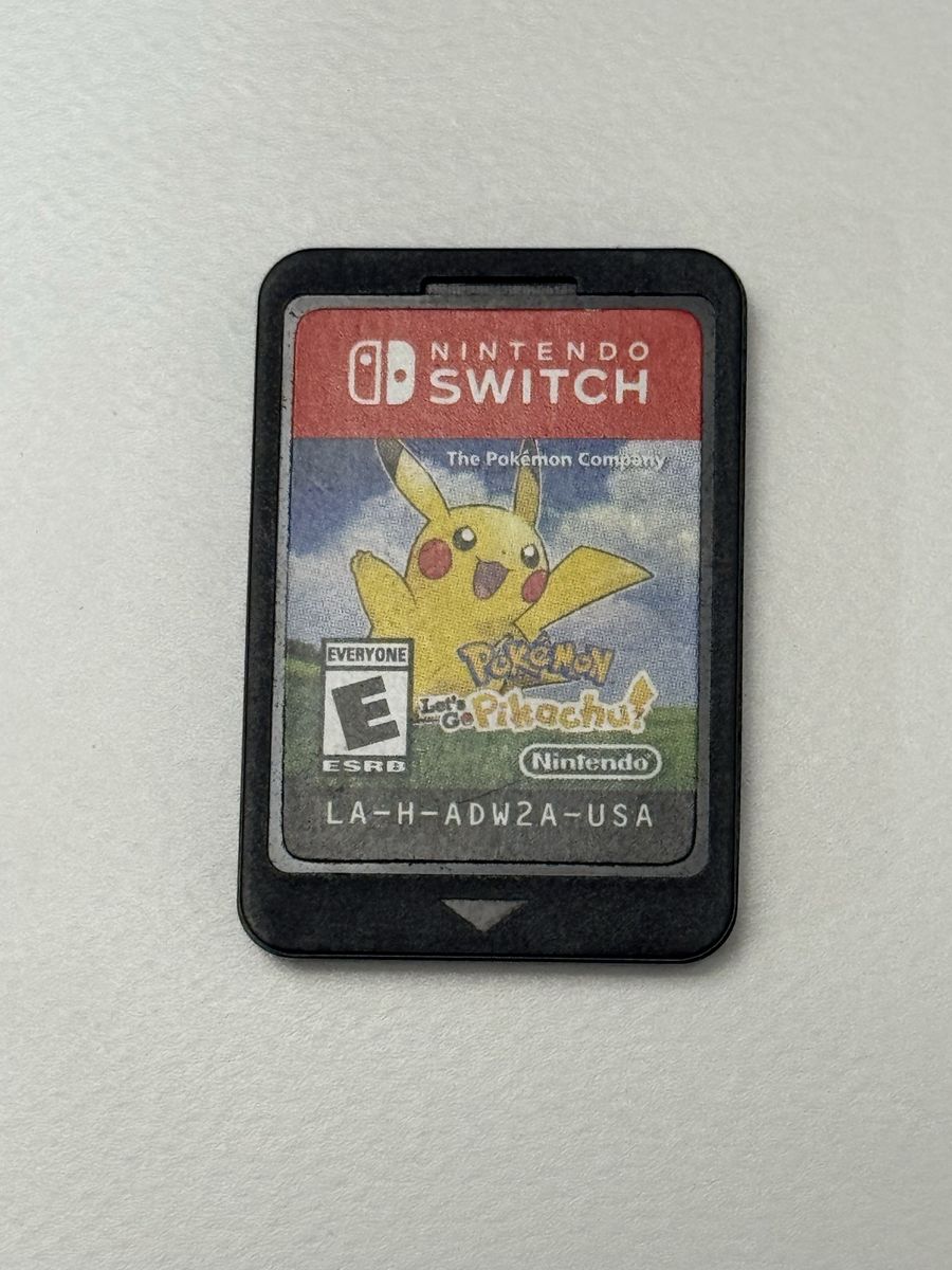 Nintendo Switch Game / Pokemon Let’s Go Pikachu / Good Condition