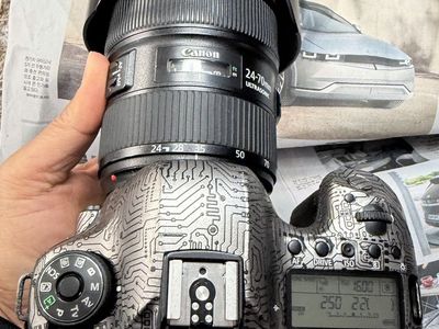 Canon 6d ii , 24-70 ii