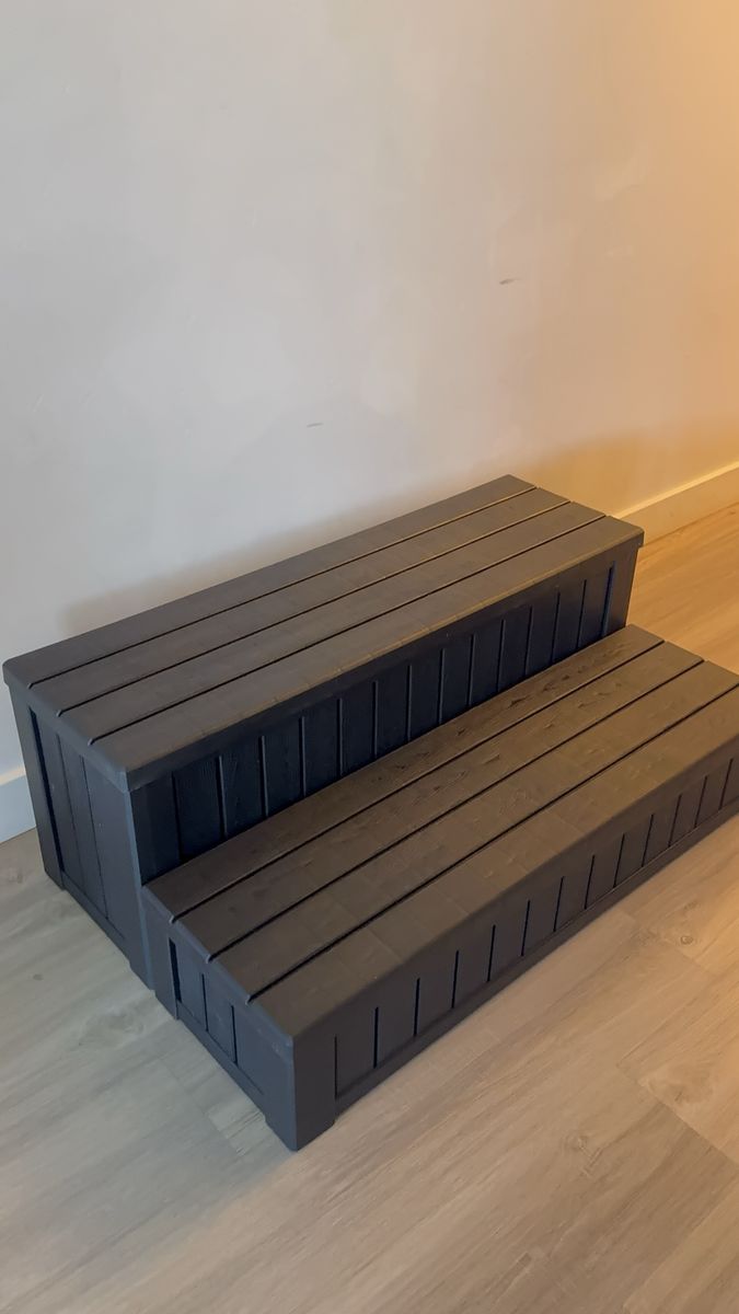 Main image 6