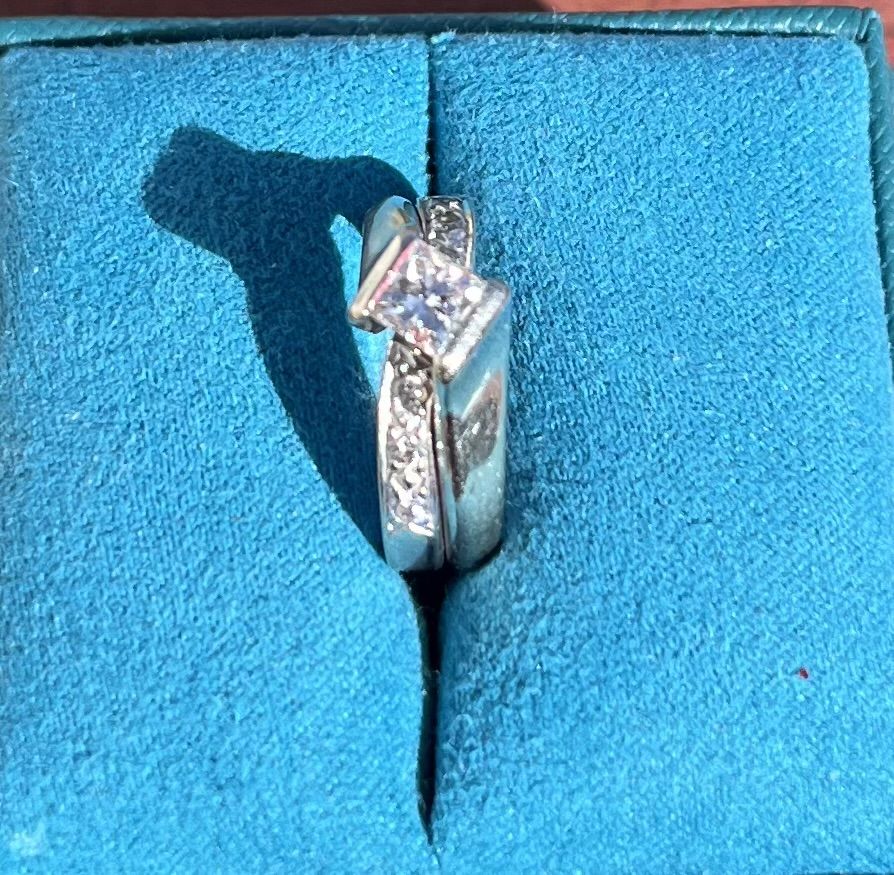 Wedding ring and band