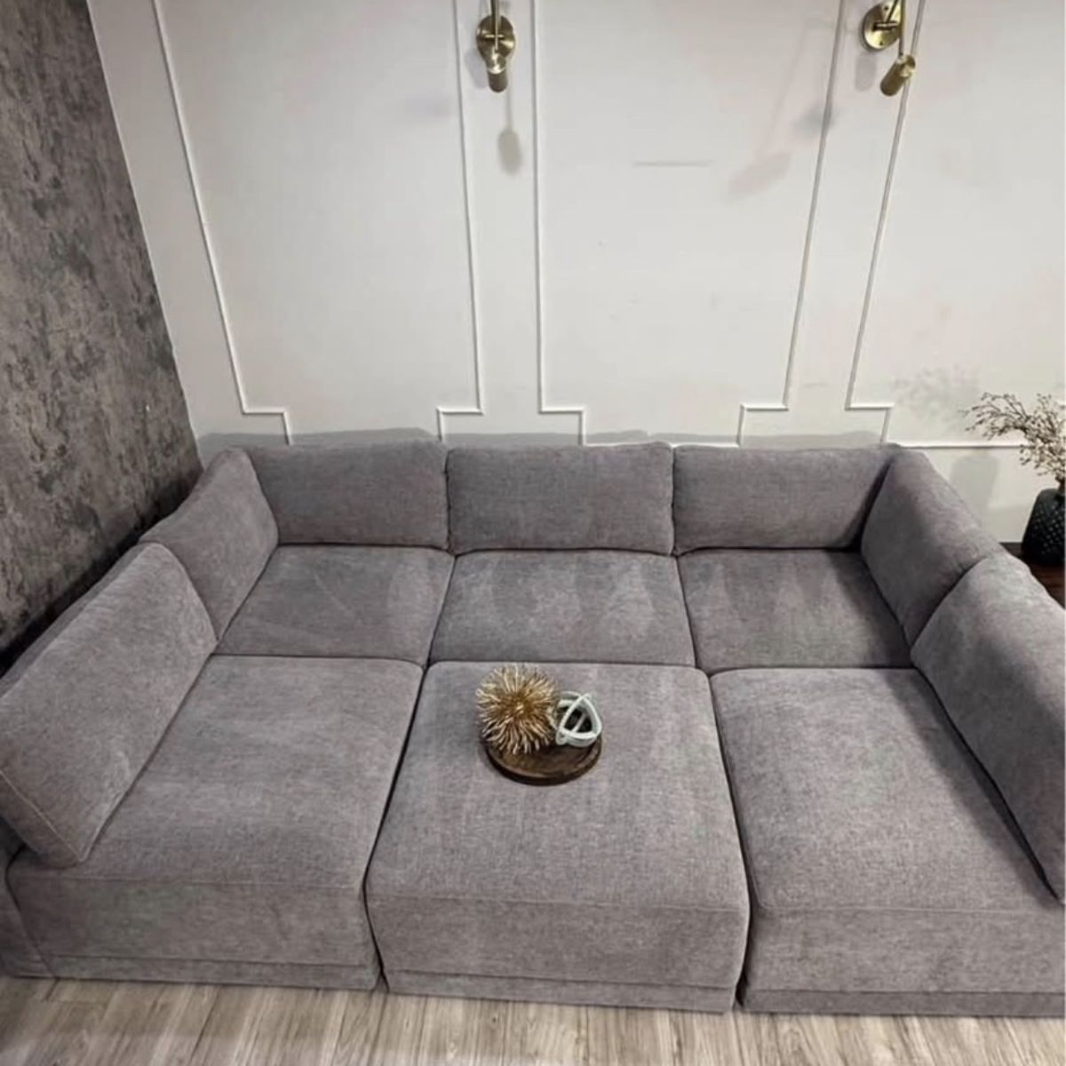 Main image 6