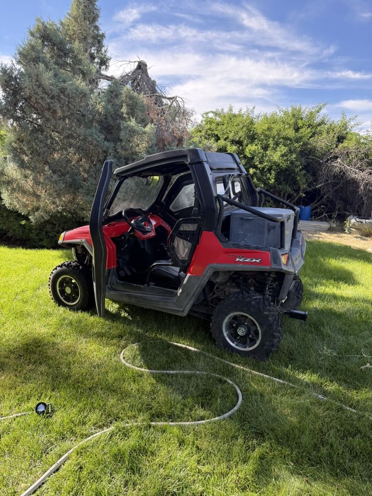 2008 RzR 800