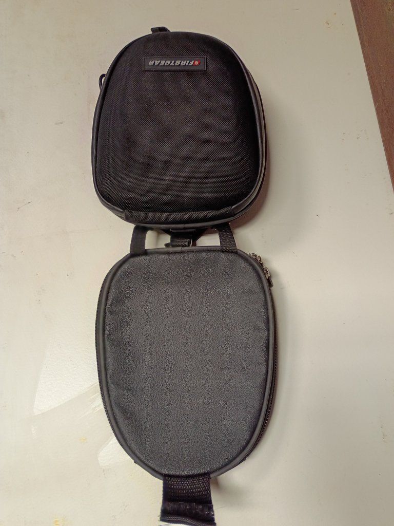 Main image 7