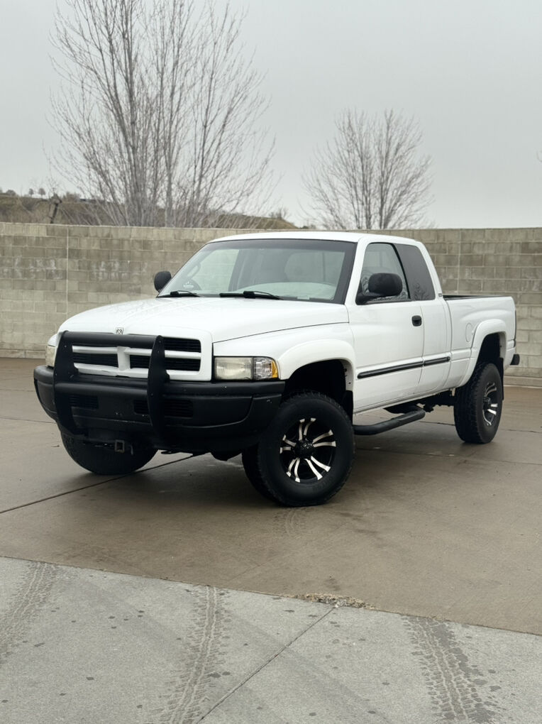 1999 Dodge Ram 2500 Laramie SLT