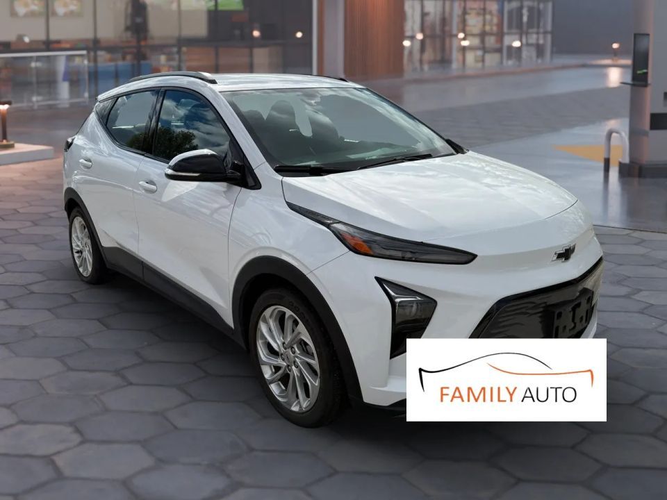 2023 Chevrolet Bolt EUV LT