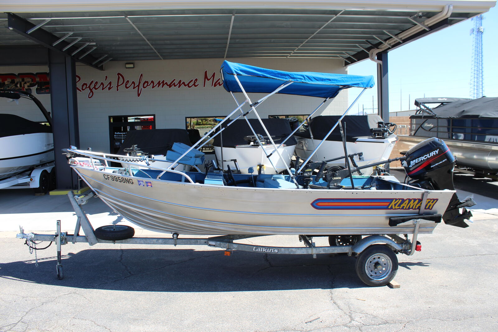 1993 Klamath Advantage 16