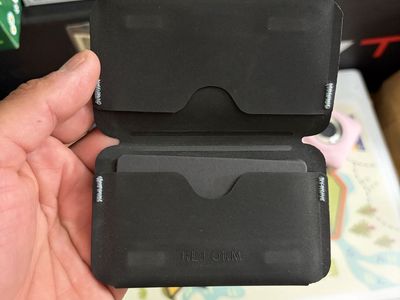 Re:Form minimalist wallet
