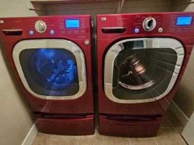 LG Washer/Dryer w/ bases