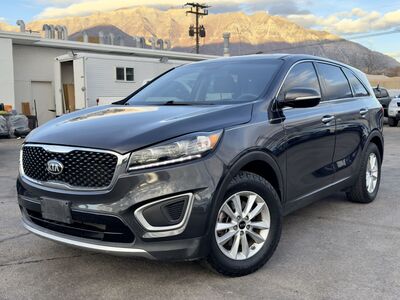 2019 KIA SORENTO LX