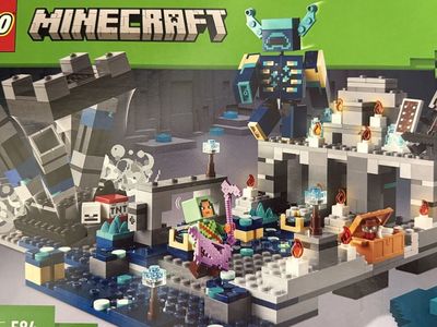 LEGO Minecraft: The Deep Dark Battle UNOPENED.