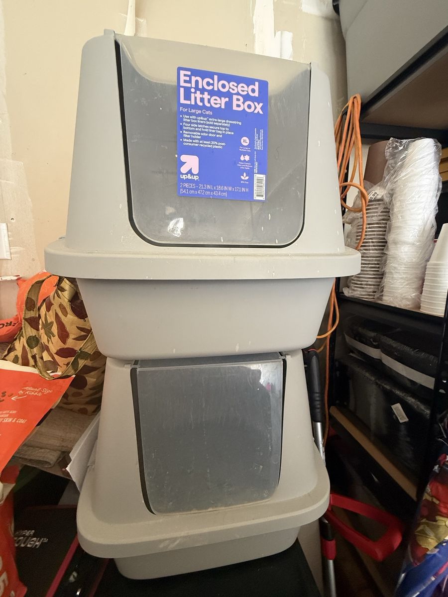 Up & Up Enclosed XL Litter Box for Large Cats - Grey (3 Available) 