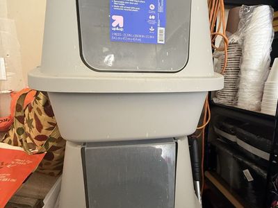 Up & Up Enclosed XL Litter Box for Large Cats - Grey (3 Available)