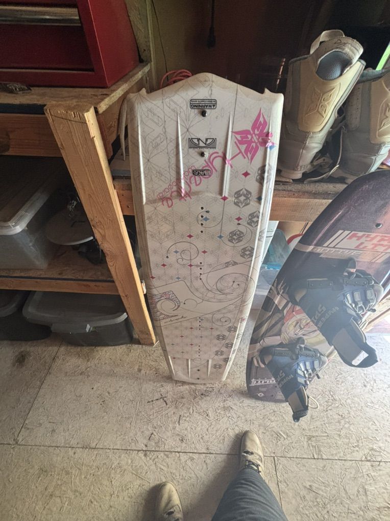 Girls Wake Board